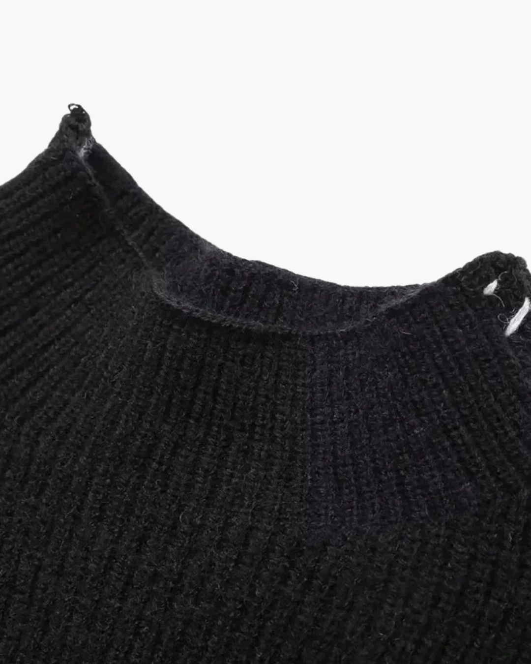 Amaira | Luxe Turtleneck Sweater